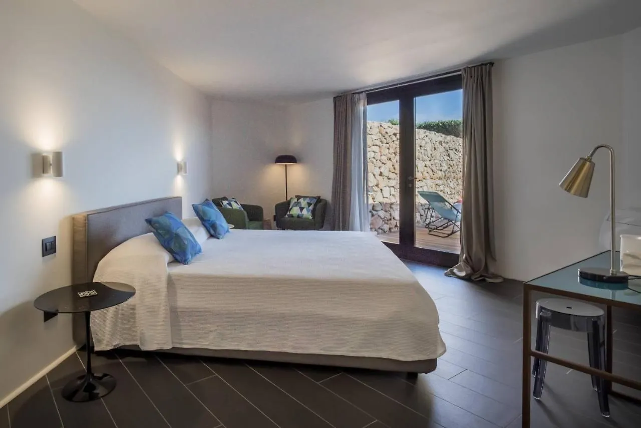 *** Aparthotel Villa Pirreca Favignana Italy